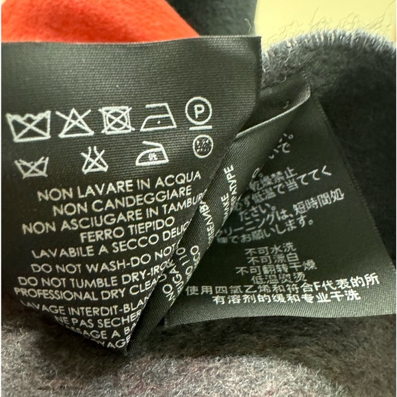 Auth Gucci Wool Cashmere Gray Red Striped Scatf Wrap Stole Muffler Ex+ - Picture 13 of 13